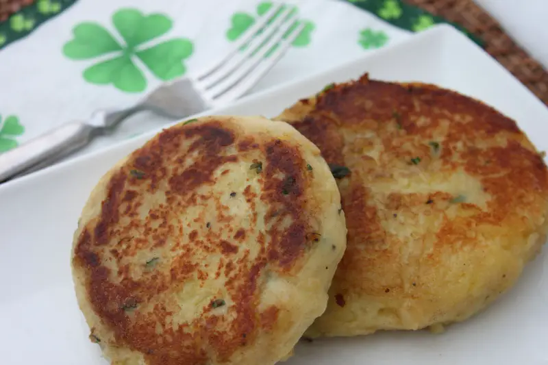 Leftover Irish Colcannon Cakes (Mashed Potato & Cabbage) - {Vegan} -  TheVegLife